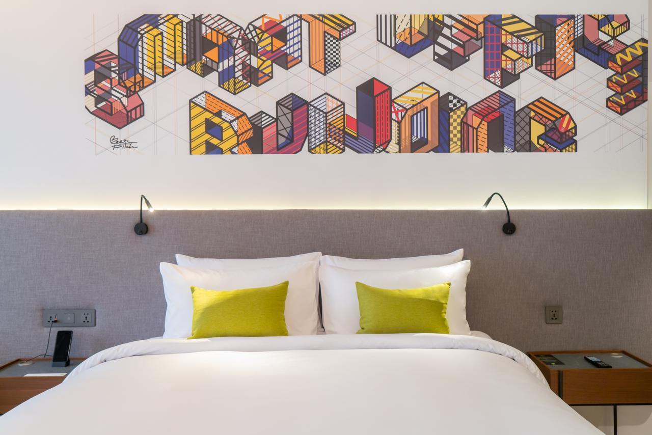 Triple Y Hotel Бангкок Экстерьер фото